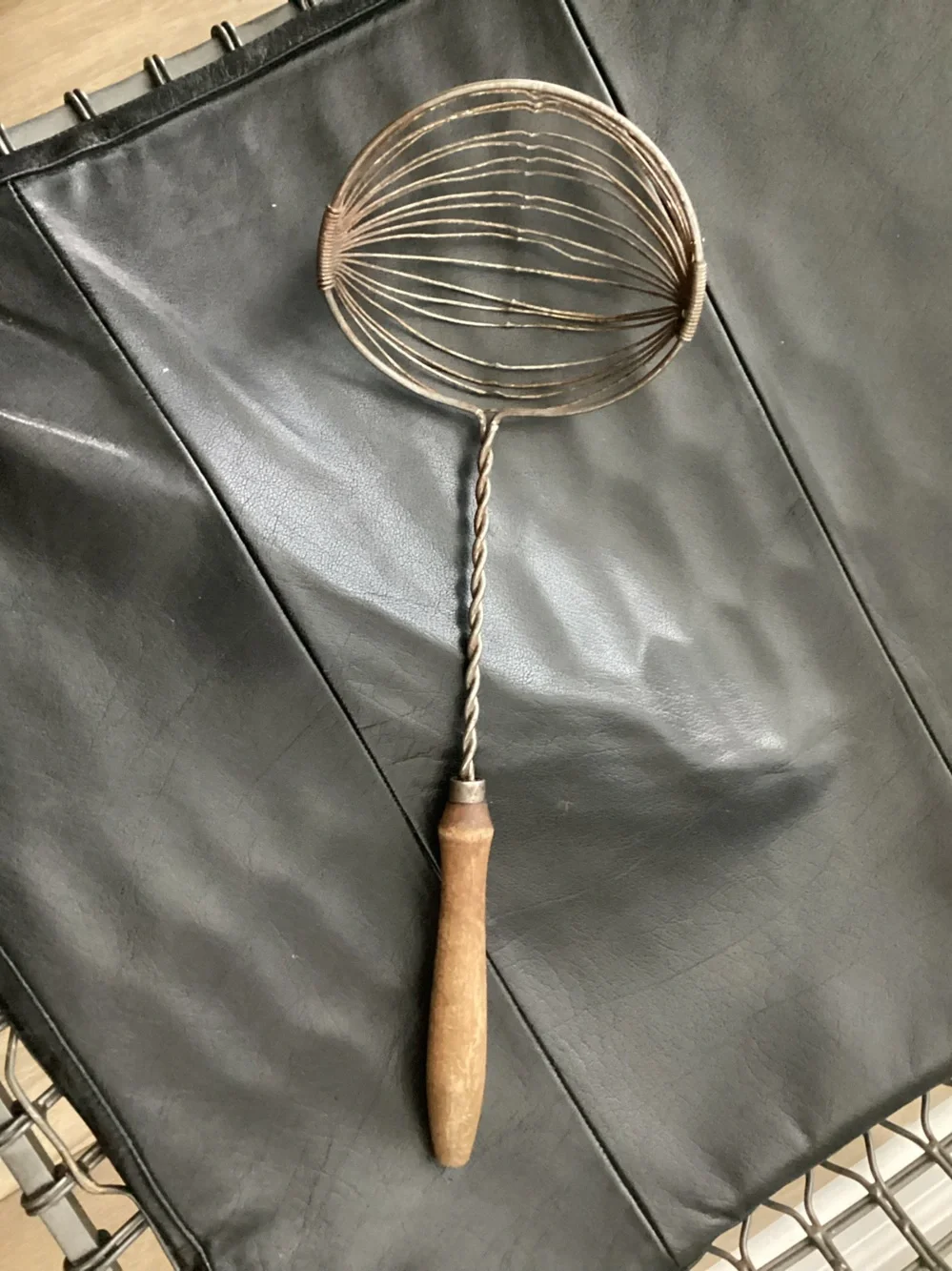 Vtg. Spiral wire egg whisk and strainer collectible from the 1930s,13 inches